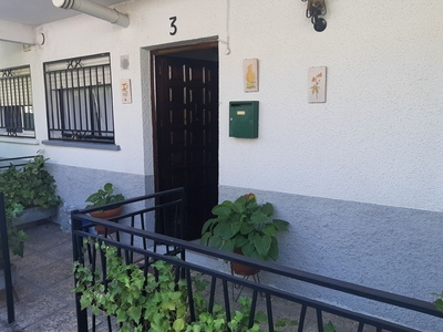 Chalet adosado en venta, Navaluenga, Ávila