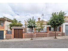 Casa en venta en Calle de Inglaterra en Huétor Vega por 155.000 €