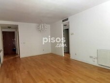 Piso en alquiler en Paseo del Marqués de Zafra, cerca de Calle de Rufino Blanco en Fuente del Berro por 1.300 €/mes