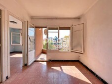 Piso en venta en Carrer de Sòcrates, 80, cerca de Carrer de Concepción Arenal en Sant Andreu por 218.000 €