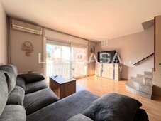 Tríplex chalet adosado en venta en calle de la platja, en Sant Adrià de Besòs