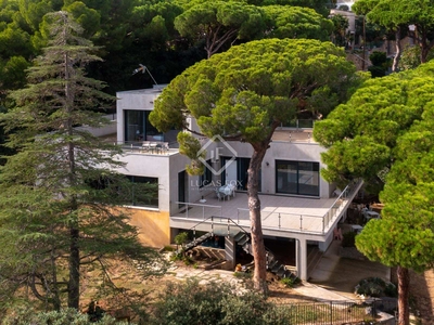 Casa / villa de 572m² en venta en Premià de Dalt, Barcelona