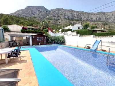 Chalet en venta en El Montgó, Dénia