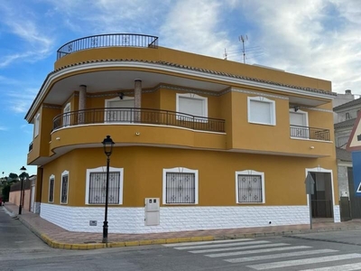 Chalet en venta en Jacarilla