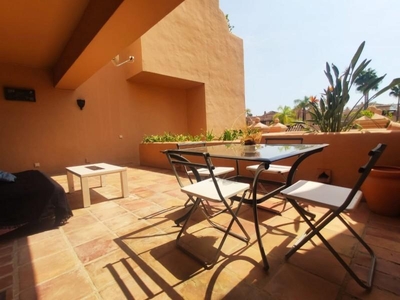 Piso en venta en Nueva Atalaya, Estepona