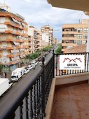 Venta Piso Mutxamel. Piso de dos habitaciones en Avinguda Carlos Soler. Tercera planta con terraza