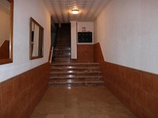 Venta Piso Pinoso - El Pinós. Piso de tres habitaciones Primera planta con balcón