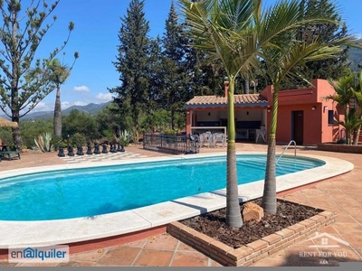 Chalet lujoso en el campo