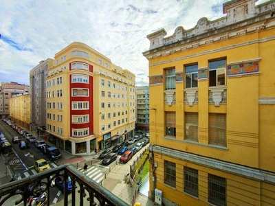 Piso en calle Atalaya, Santander