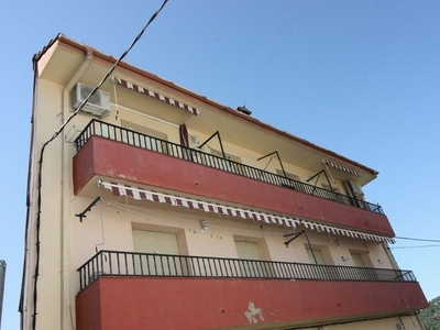 Venta de piso en calle Riconcillo de 3 habitaciones con terraza y garaje
