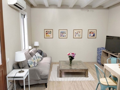 Alquiler de dúplex en La Barceloneta de 2 habitaciones con muebles y balcón