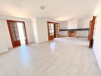 Ático en venta en Port de Pollença de 3 habitaciones con terraza y garaje