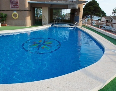 Ático en venta en Rincón de Loix de 3 habitaciones con terraza y piscina