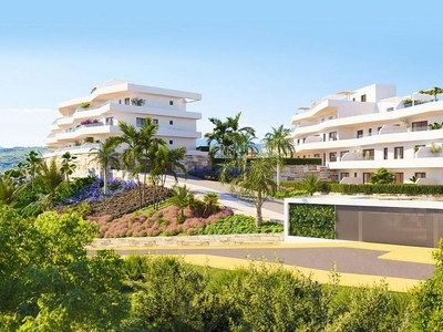 Venta de piso en Estepona Oeste - Valle Romano - Bahía Dorada de 3 habitaciones con terraza y piscina