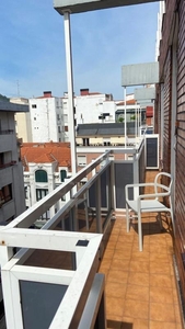 Venta de piso en Iralabarri de 2 habitaciones con balcón y calefacción