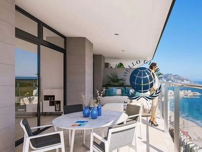 Venta de piso en Playa de Levante de 3 habitaciones con terraza y piscina
