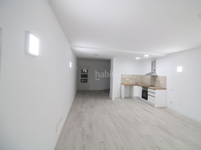 Alquiler apartamento en plaça canioa apartamento en Castellar del Vallès
