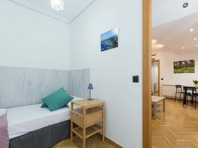 Alquiler piso chic apartamento en ifema-aeropuerto, travesía de alaró en Madrid