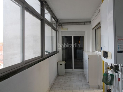 Alquiler piso con 4 habitaciones amueblado con ascensor y calefacción en Girona