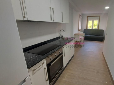 Apartamento de alquiler en Avenida de García Barbón, Centro - Areal