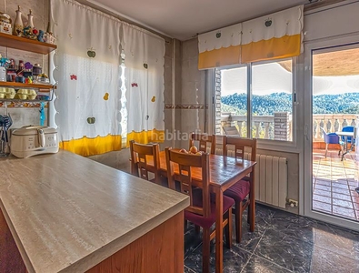 Casa con 4 habitaciones con parking, calefacción y vistas a la montaña en Corbera de Llobregat