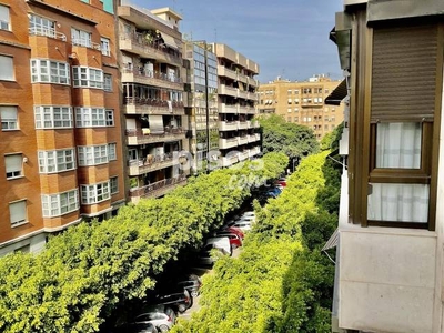 Dúplex en alquiler en Passatge de Feliu Ventura en Arrancapins por 1.250 €/mes