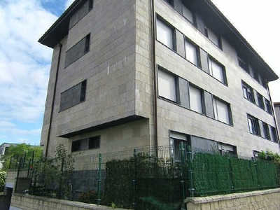 Duplex en venta en Sondika de 140 m²