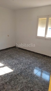 Piso con 3 habitaciones en La Bordeta Lleida