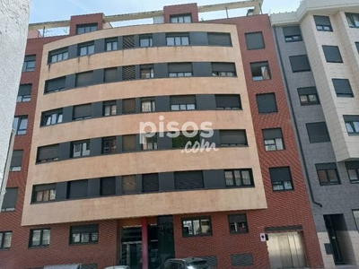 Piso en venta en Calle de San Francisco, 48, cerca de Calle del Padre Flórez en Centro por 189.000 €