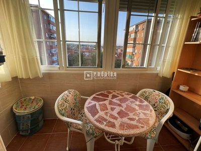 Piso excelente vivienda totalmente reformada en canal del bósforo en Madrid