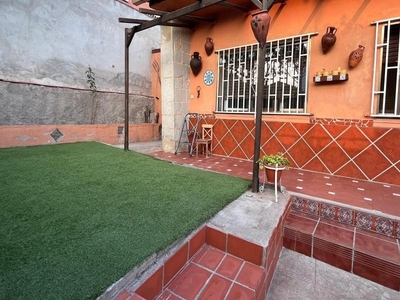 Casa en venta en Barberà del Vallès