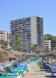 Piso en venta en Playa Bajadilla-Puertos, Marbella