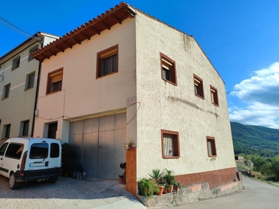 Venta de casa con terraza en Fuentespalda, MatarraÑa