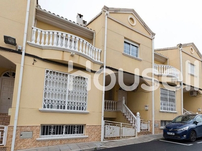 Venta de dúplex en Sangonera la Seca de 4 habitaciones con terraza y garaje