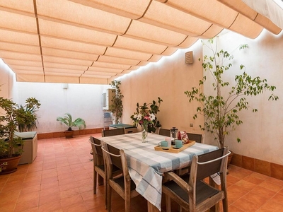 Venta de piso en Espinardo de 3 habitaciones con terraza y aire acondicionado