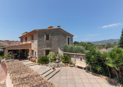 Casa con terreno en Santa Maria del Camí