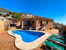 Venta Casa unifamiliar Benalmádena. Con terraza 245 m²