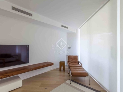 Alquiler piso magnífico piso de lujo reformado con terraza en alquiler en pla del real en Valencia