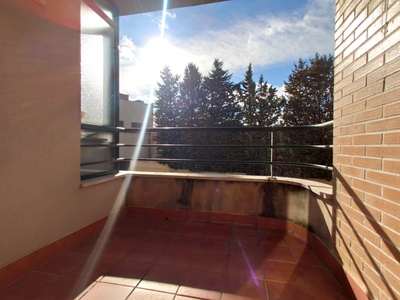 Alquiler de piso con terraza en Villares de la Reina, Villares pueblo