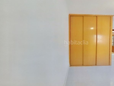 Alquiler piso con 3 habitaciones con calefacción en Madrid