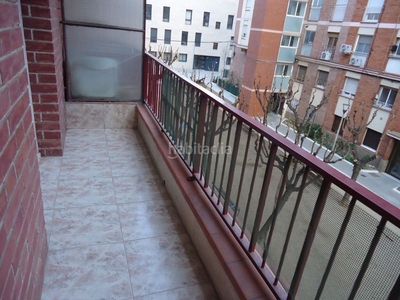 Alquiler piso con 3 habitaciones en Centre-Can Nadal Sant Feliu de Llobregat