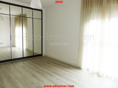 Alquiler piso con 4 habitaciones con ascensor y vistas a la montaña en Tortosa