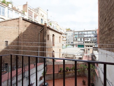 Alquiler piso de calidad de temporada de 1 a 11 meses en Dreta de l´Eixample en Barcelona