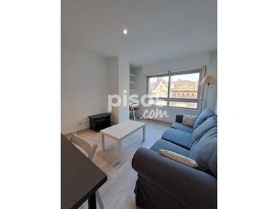 Apartamento en alquiler en Calle de Velázquez Moreno en Centro-Areal por 500 €/mes