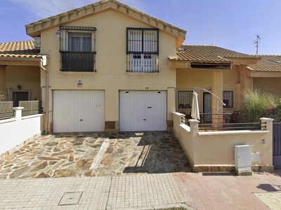 Casa adosada en venta en Almena, Torrecastillo