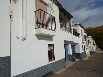 Casa en venta en Nevada, Granada