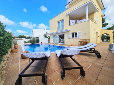 Casa / villa de 380m² con 50m² terraza en venta en Ciutadella