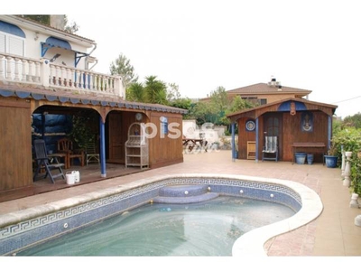 Chalet en venta en Carrer del Gessamí