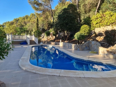 Chalet en venta en Ricardo Soriano, Marbella, Málaga