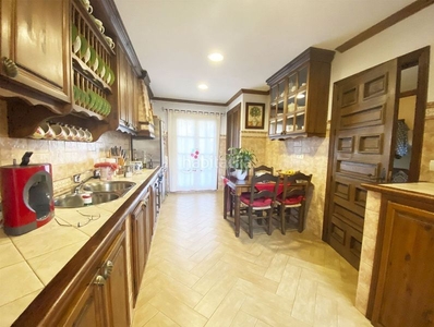 Chalet villa en venta 3 habitaciones 2 baños. en Elviria Marbella